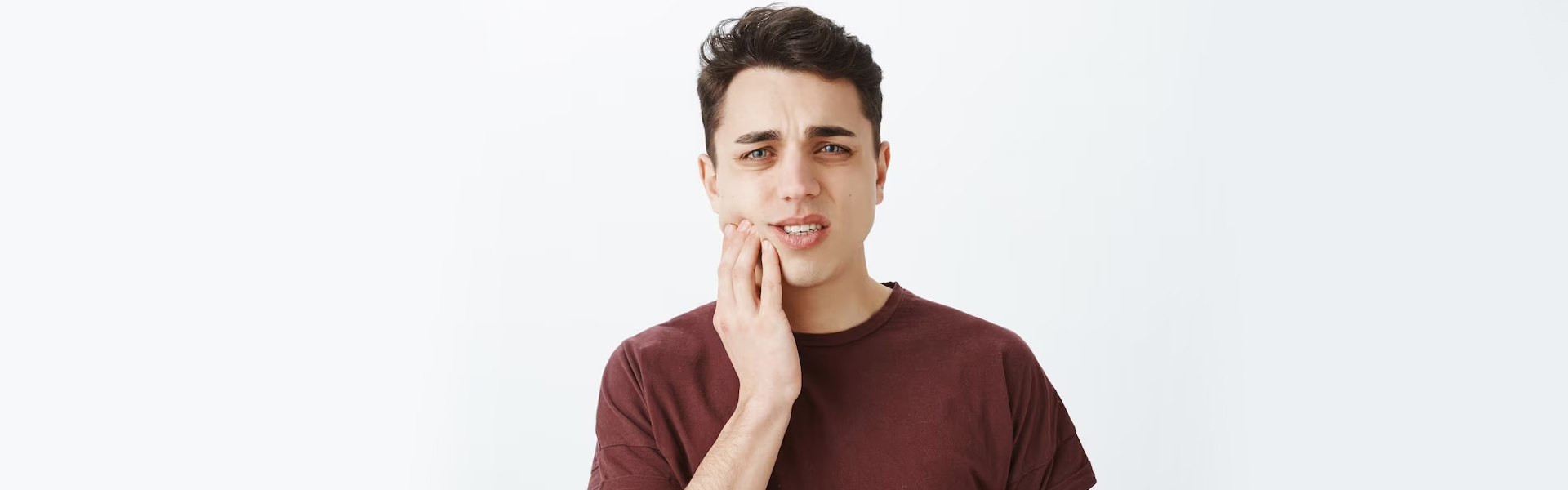 Handling Broken or Fractured Teeth: Emergency Solutions for Immediate Relief